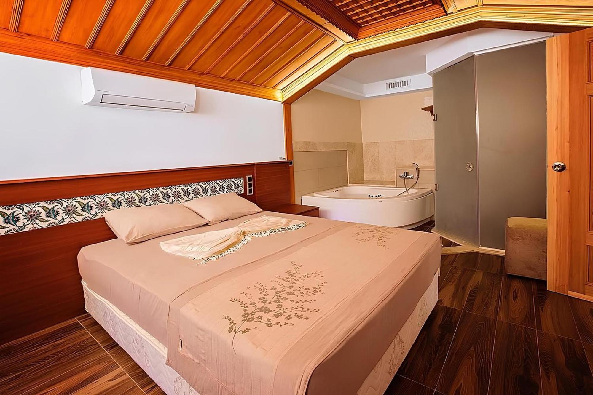 Hotel Lotus Spa&Sport Akyaka Akyaka  Extérieur photo